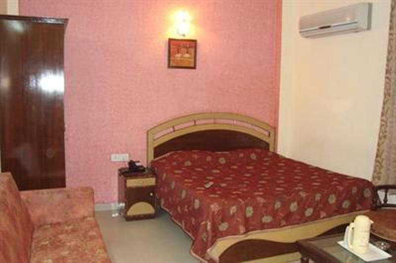 Treebo Paras International Delhi  Exterior foto